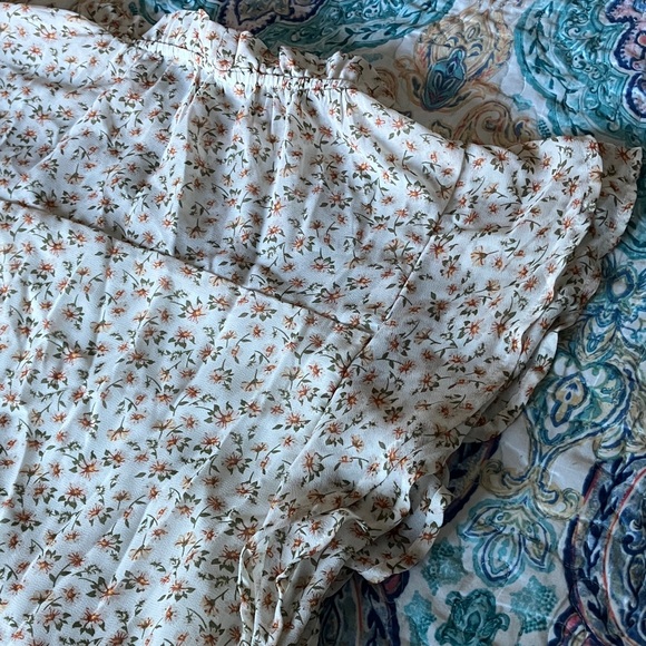 Monteau Floral Ruffle Sleeve Blouse - Cream and Brown - Picture 7 of 11